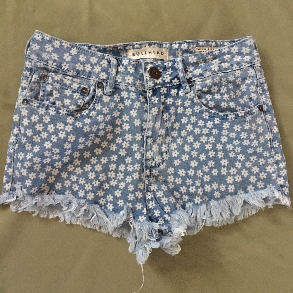 Bullhead Denim Shorts Cutoffs Daisy 5 PacSun